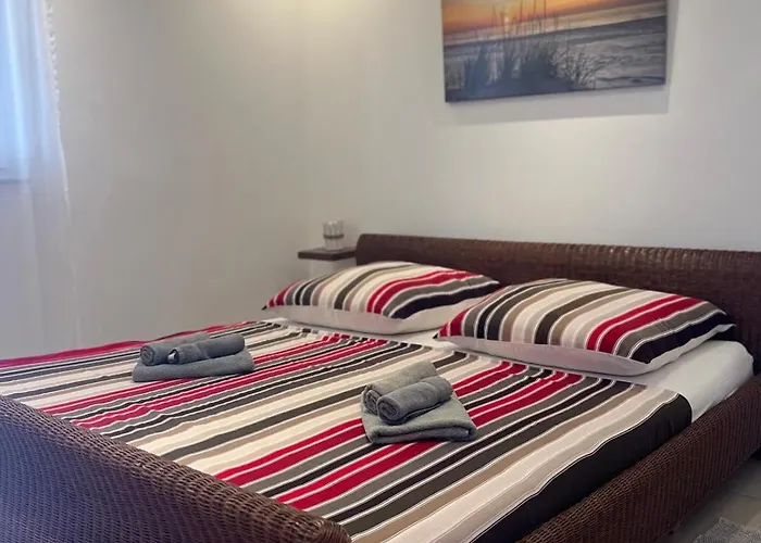 Sinisa Apartamento *