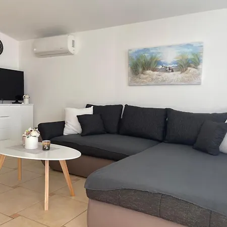 Apartment Sinisa *